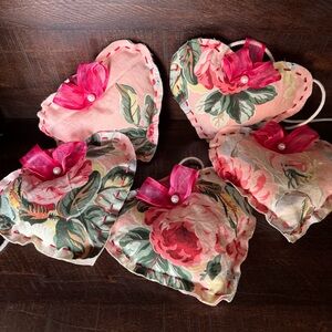 Floral Heart Garland Vantine’s Day Decor ❤️